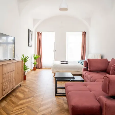 Апартаменты Luxapart Iii Beautiful Views *