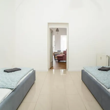 Luxapart Iii Beautiful Views With Breakfast Košice